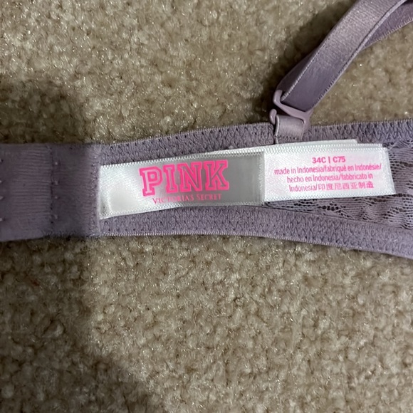Victoria Secrets pink bra - Picture 4 of 4